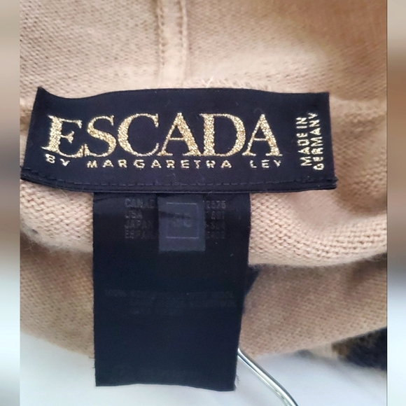ESCADA - size 38/S- Vintage sweater with Leopard knit graphic - Picture 3 of 11
